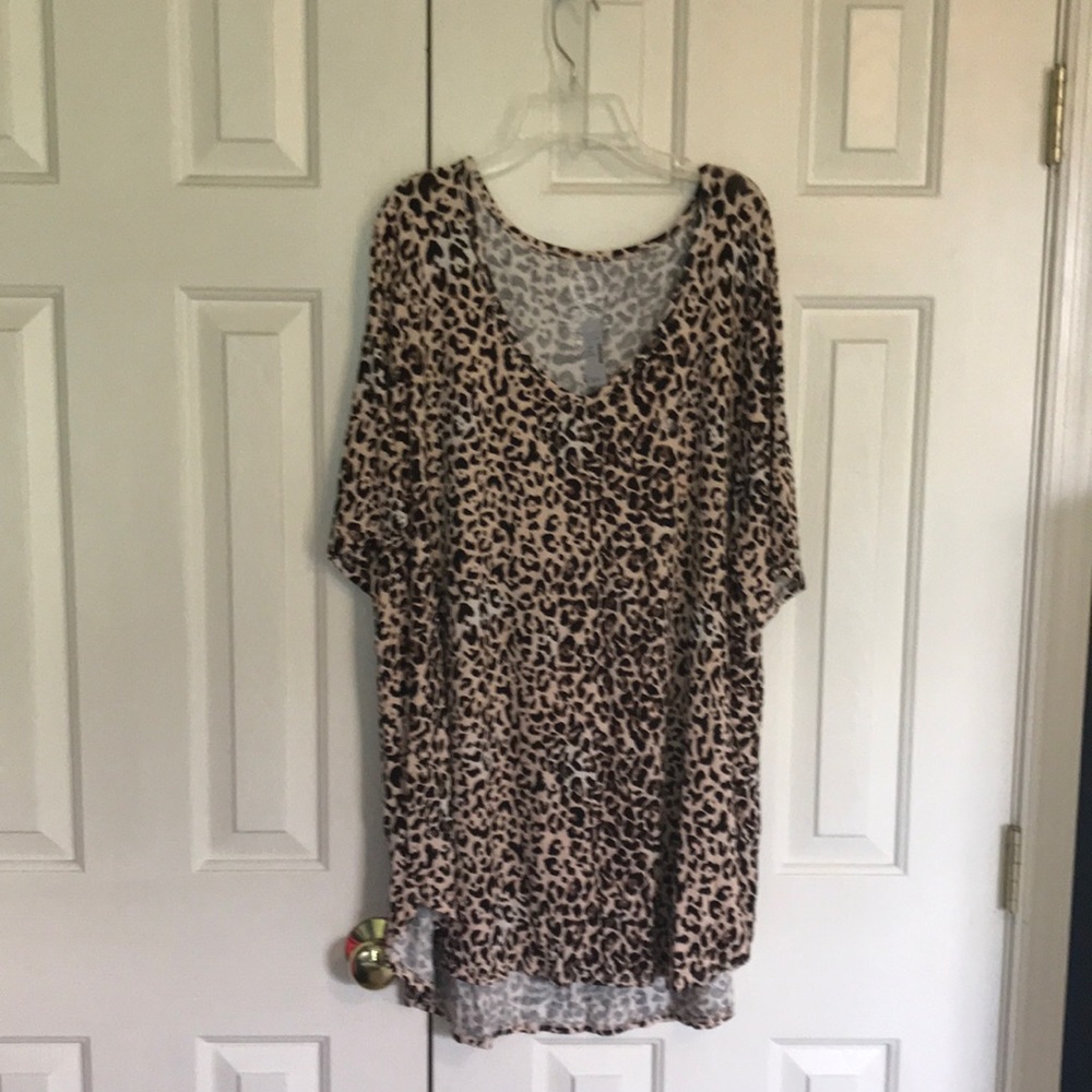 New Maurices shirt.